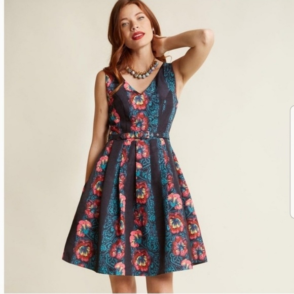 Modcloth Dresses & Skirts - ModCloth floral belted princess dress
